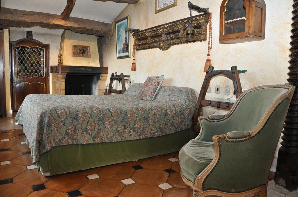 Chateau Hotel La Vignette Haute Auribeau-sur-Siagne Номер фото
