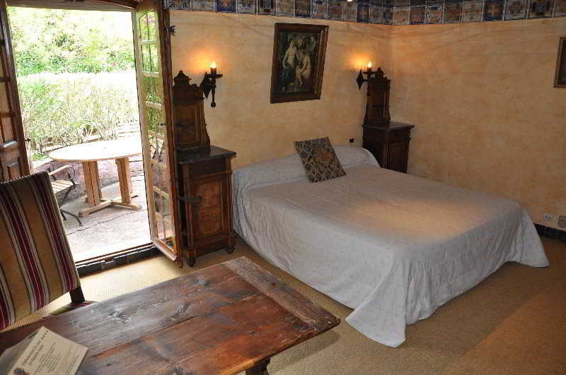 Chateau Hotel La Vignette Haute Auribeau-sur-Siagne Екстер'єр фото